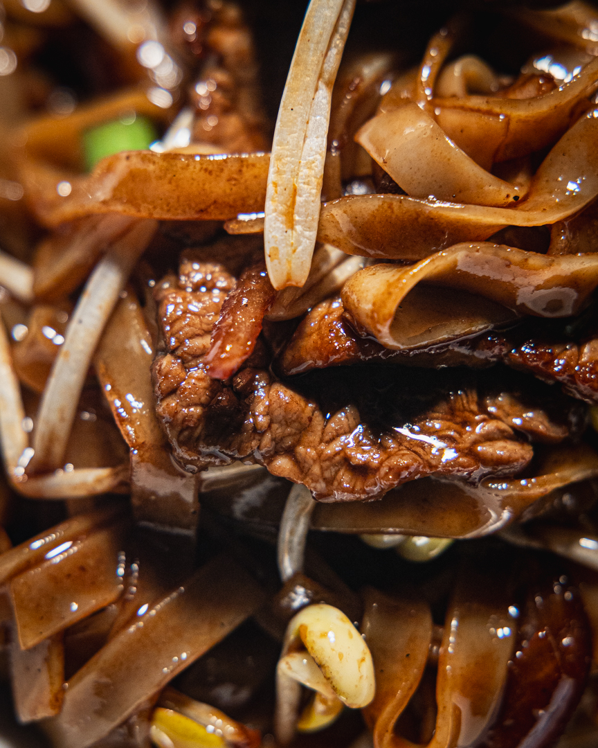 Dettaglio delle tagliatelle di riso con filetto di vitello